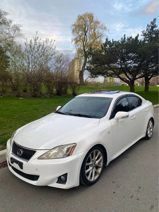 2011 Lexus IS 2nd Gen - Image 2 of 10