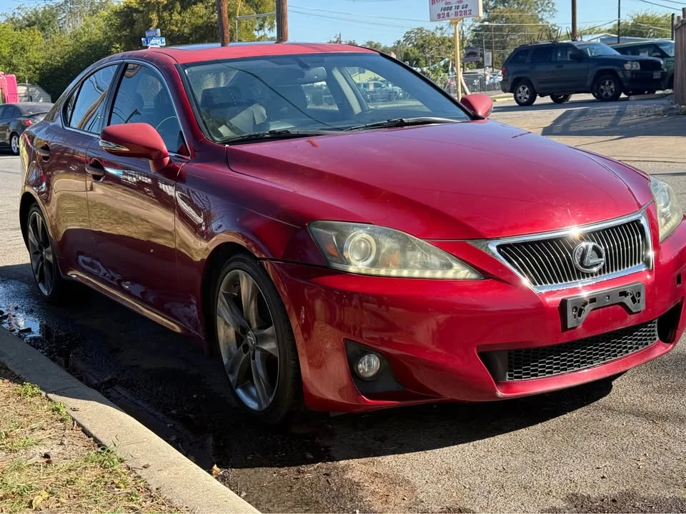 2011 Lexus IS 2nd Gen - Image 8 of 15