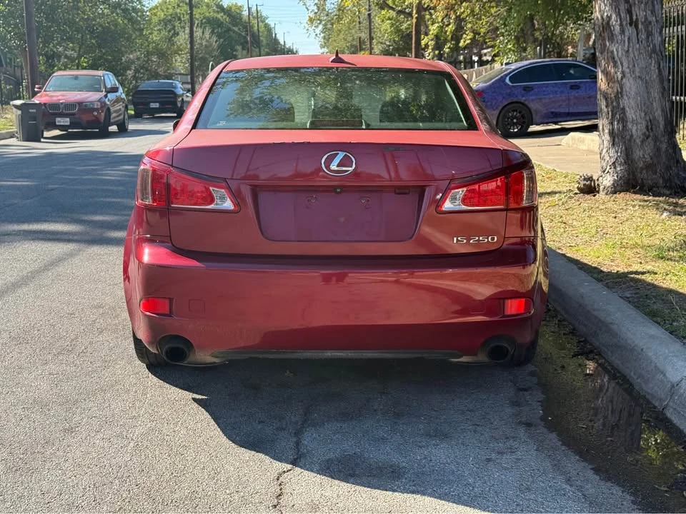 2011 Lexus IS 2nd Gen - Image 6 of 15
