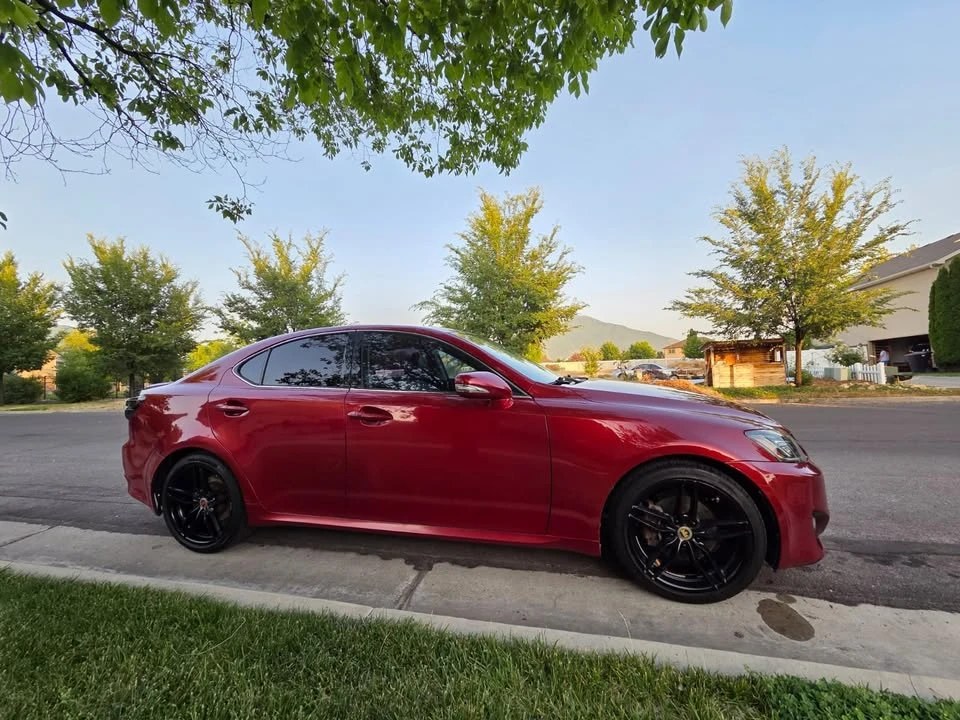 2011 Lexus IS 2nd Gen - Image 4 of 9