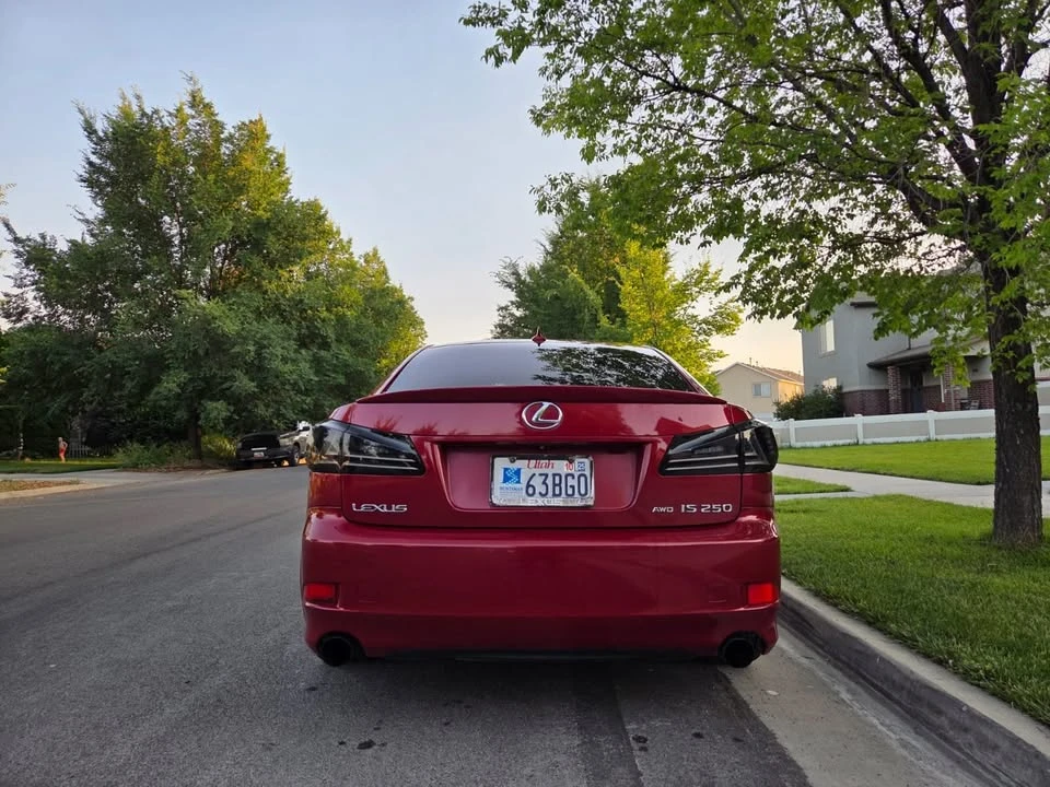 2011 Lexus IS 2nd Gen - Image 3 of 9