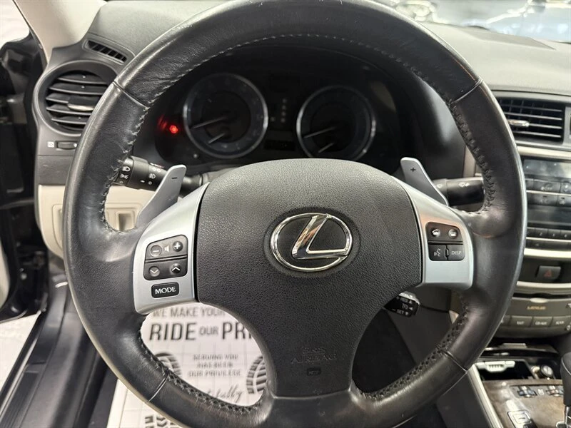 2011 Lexus IS 2nd Gen - Image 9 of 16
