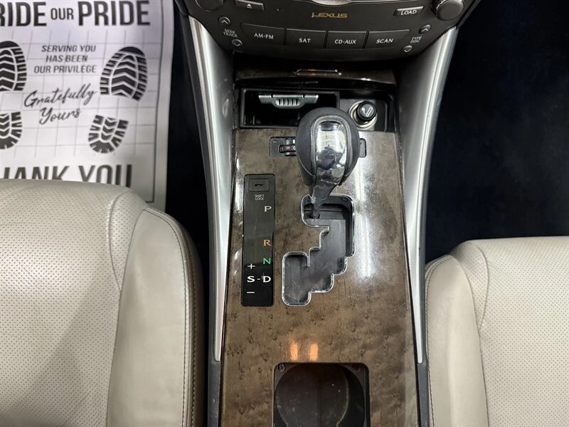 2011 Lexus IS 2nd Gen - Image 15 of 16