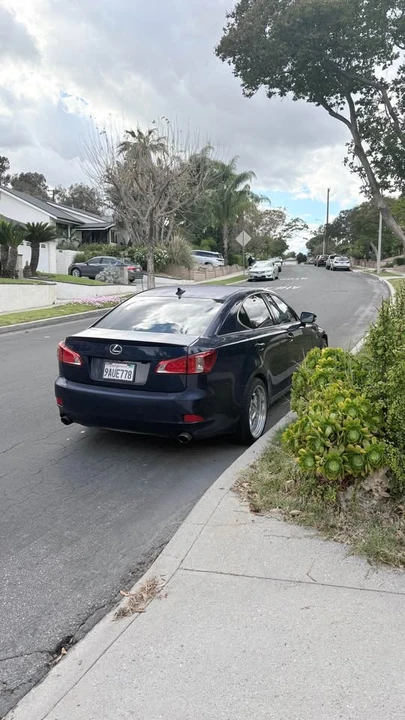 2011 Lexus IS 2nd Gen - Image 5 of 8