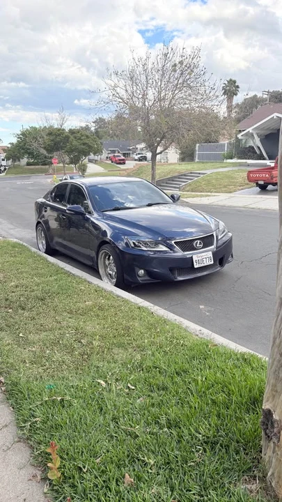 2011 Lexus IS 2nd Gen - Image 4 of 8