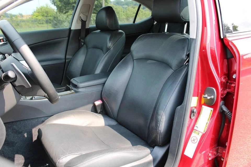 2011 Lexus IS 2nd Gen - Image 16 of 20