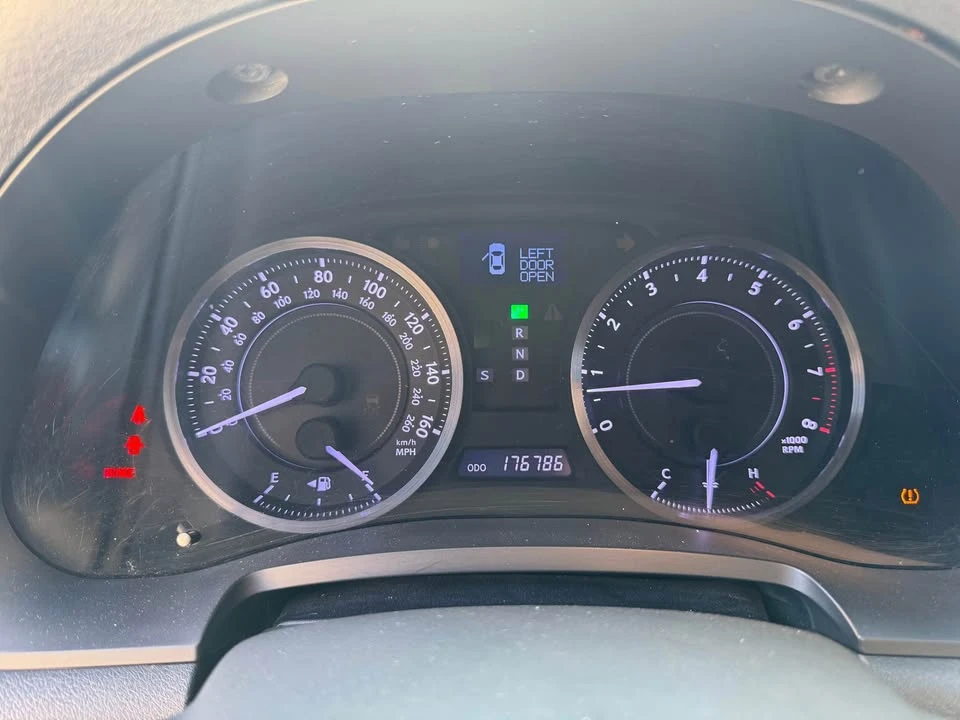 2011 Lexus IS 2nd Gen - Image 11 of 11