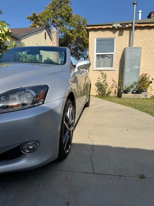 2011 Lexus IS 2nd Gen - Image 8 of 11