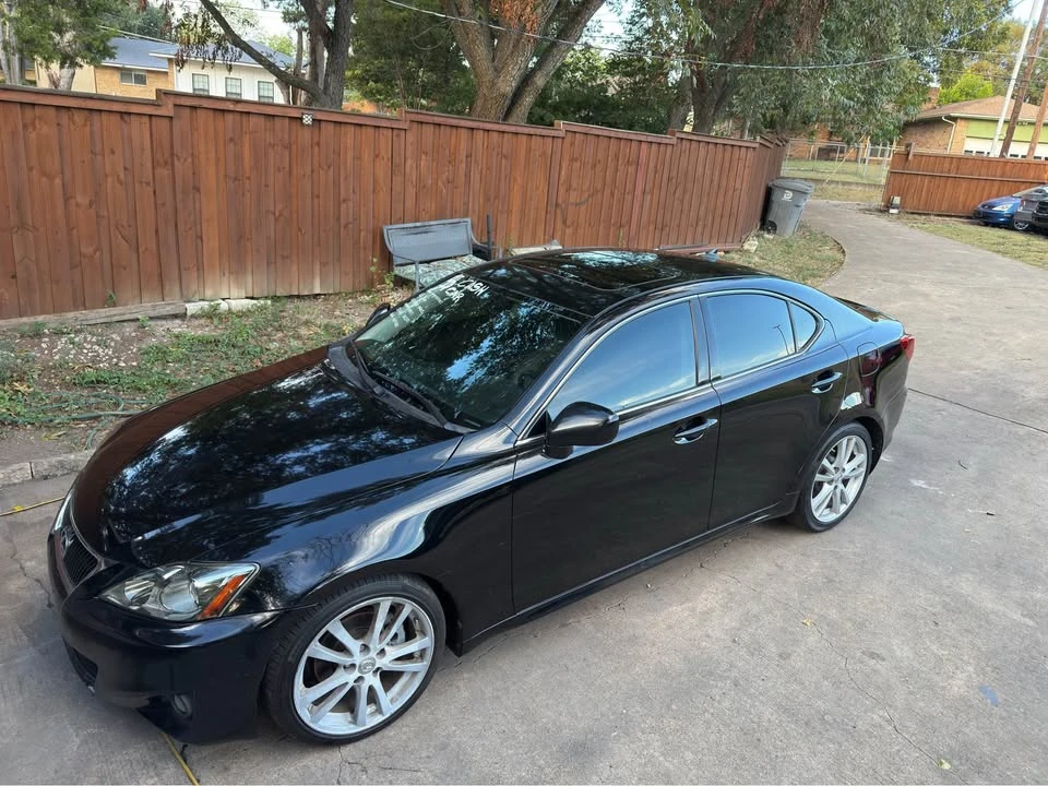 2011 Lexus IS 2nd Gen - Image 18 of 19