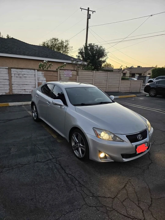 2011 Lexus IS 2nd Gen - Image 2 of 11