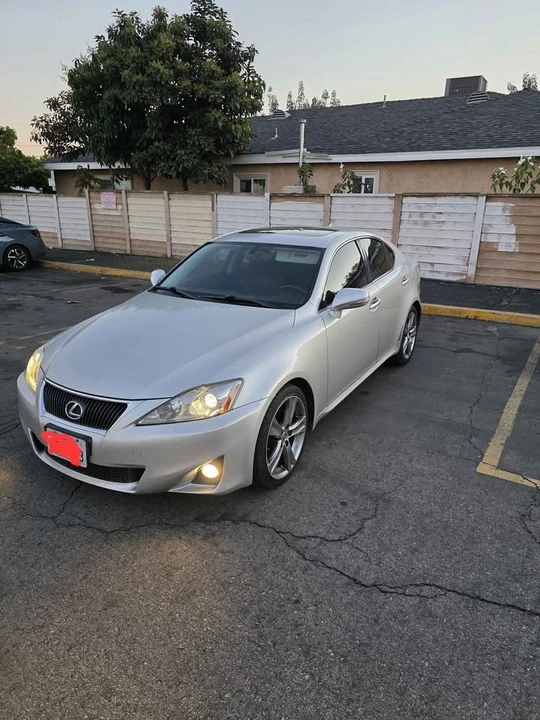 2011 Lexus IS 2nd Gen - Image 3 of 11