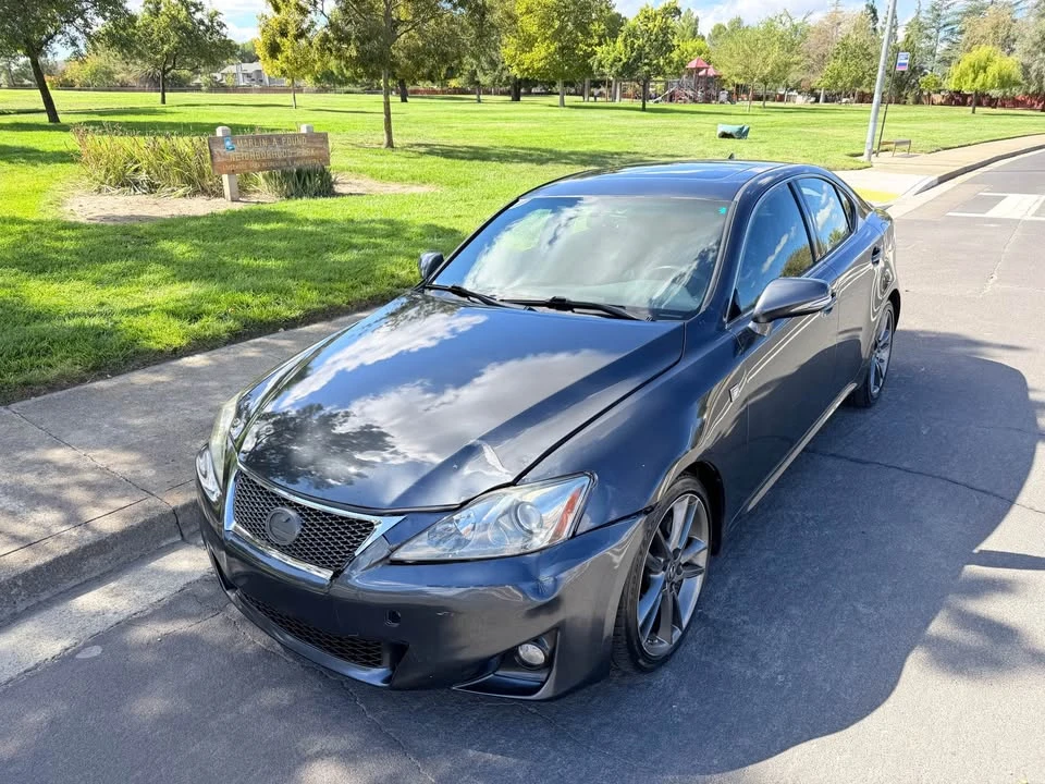 2011 Lexus IS 2nd Gen - Image 17 of 18