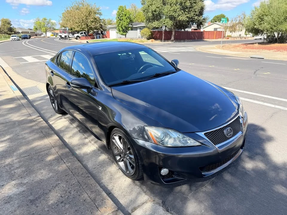 2011 Lexus IS 2nd Gen - Image 18 of 18