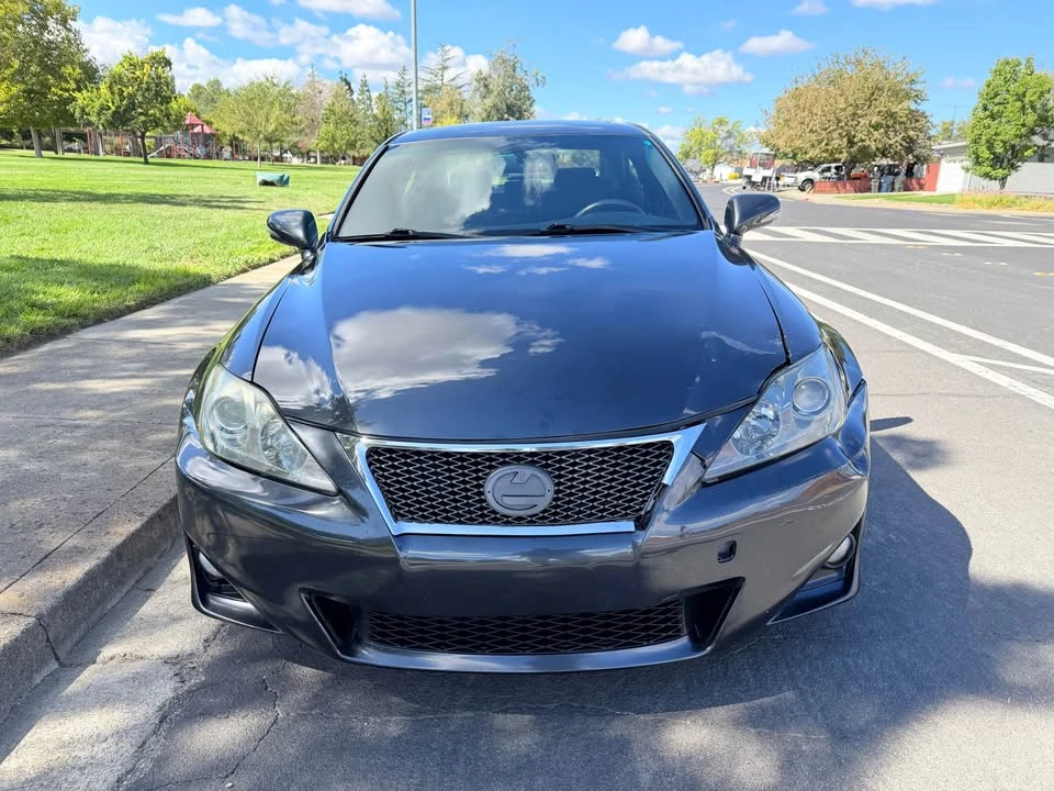 2011 Lexus IS 2nd Gen - Image 4 of 18