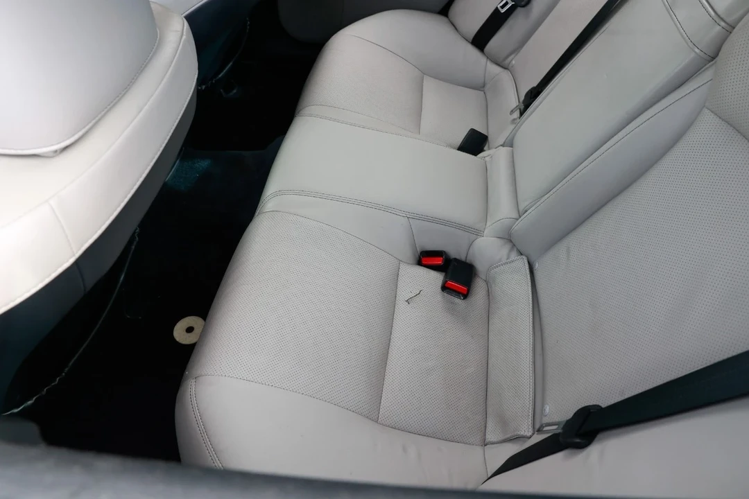 2011 Lexus IS 2nd Gen - Image 8 of 12