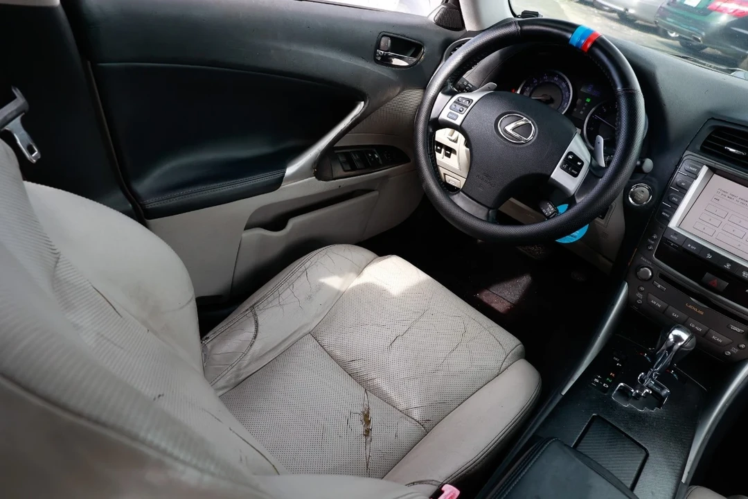 2011 Lexus IS 2nd Gen - Image 20 of 21