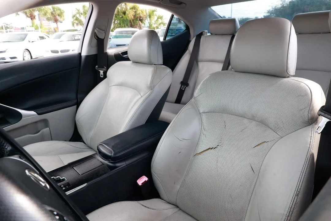 2011 Lexus IS 2nd Gen - Image 6 of 12