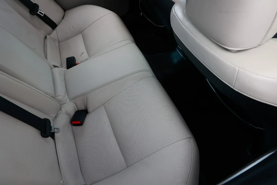 2011 Lexus IS 2nd Gen - Image 12 of 12