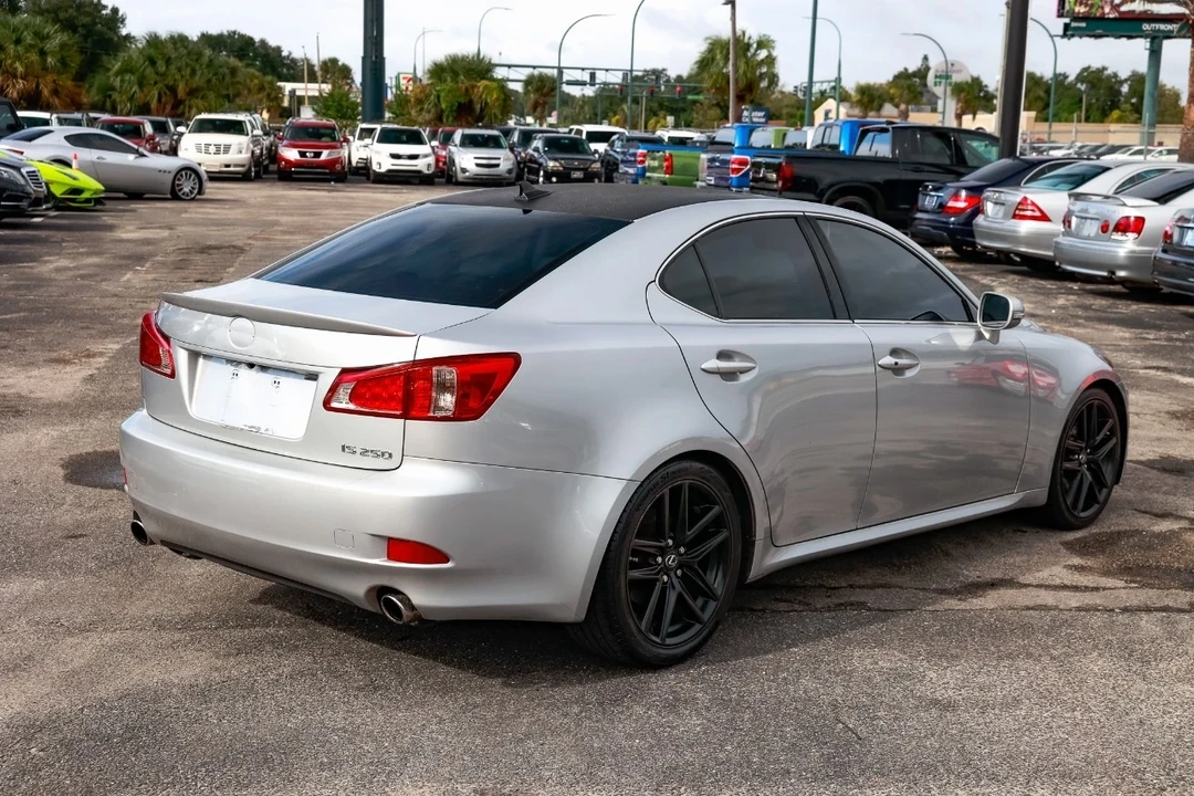 2011 Lexus IS 2nd Gen - Image 11 of 12