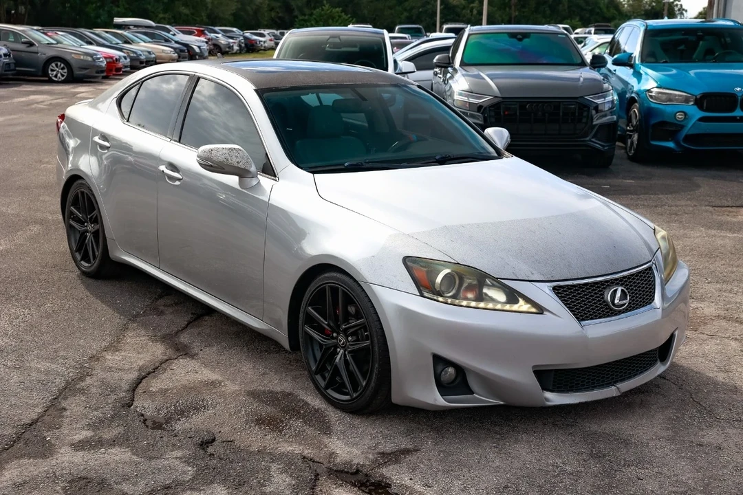 2011 Lexus IS 2nd Gen - Image 15 of 21