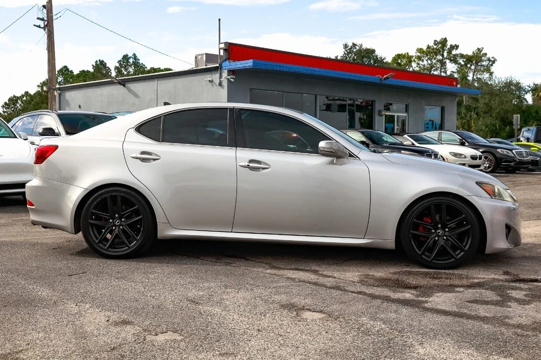 2011 Lexus IS 2nd Gen - Image 13 of 21