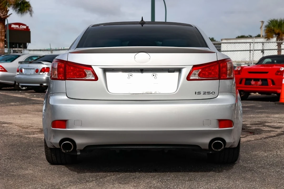 2011 Lexus IS 2nd Gen - Image 7 of 12