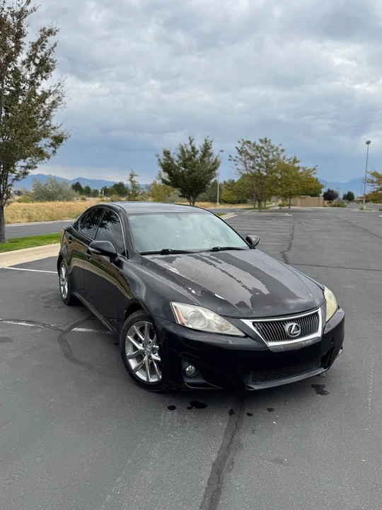 2011 Lexus IS 2nd Gen - Image 4 of 11