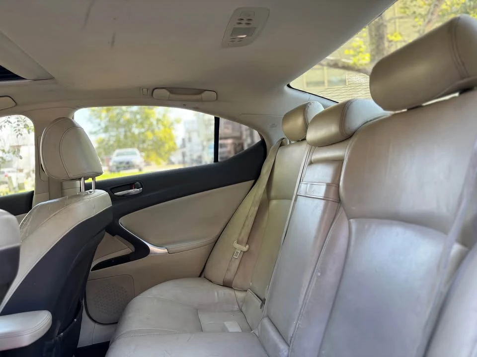 2011 Lexus IS 2nd Gen - Image 8 of 11