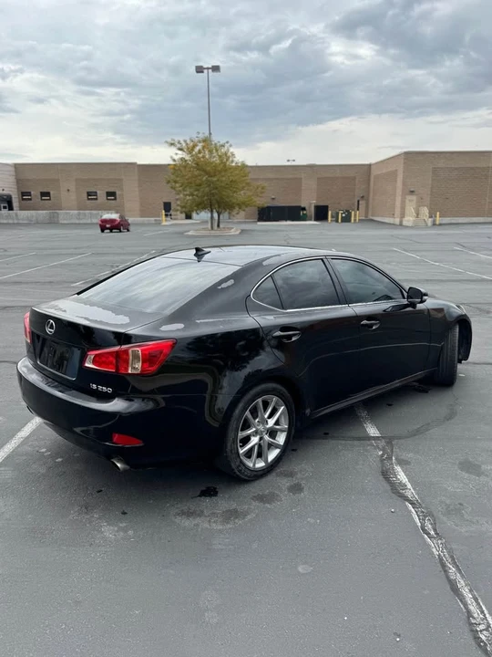 2011 Lexus IS 2nd Gen - Image 3 of 11