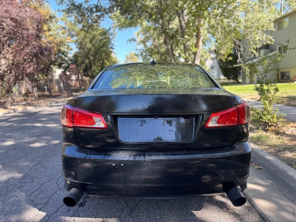 2011 Lexus IS 2nd Gen - Image 6 of 11