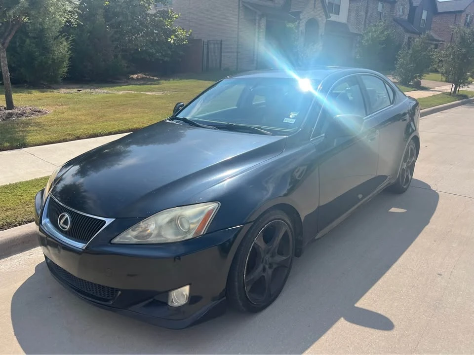 2011 Lexus IS 2nd Gen - Image 2 of 13