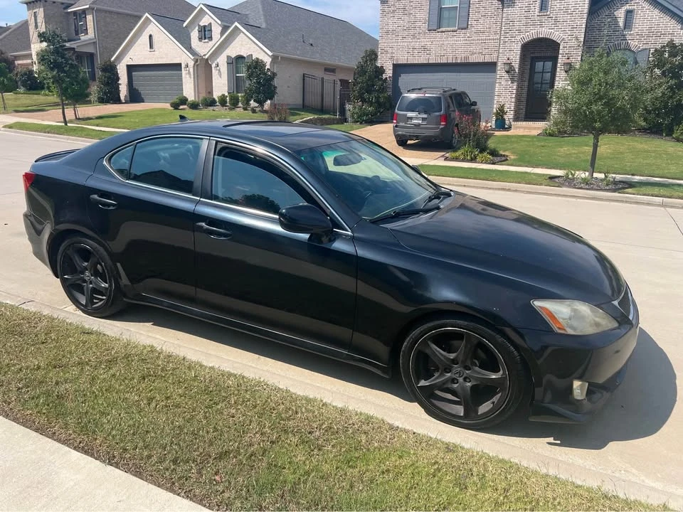 2011 Lexus IS 2nd Gen - Image 6 of 13