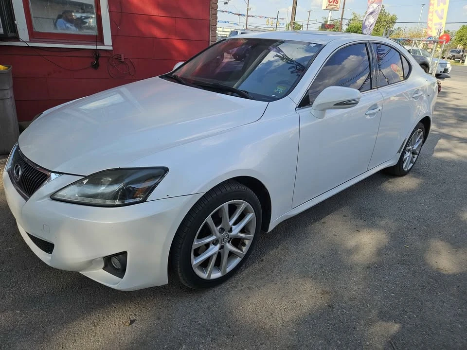 2011 Lexus IS 2nd Gen - Image 3 of 7