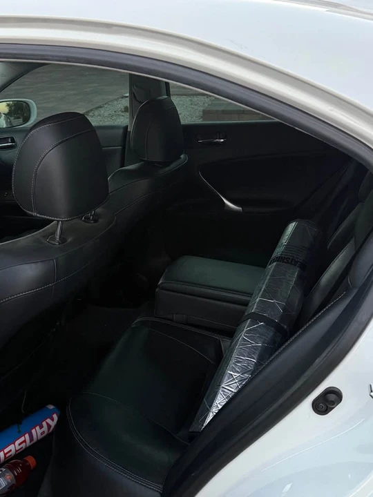 2011 Lexus IS 2nd Gen - Image 10 of 20