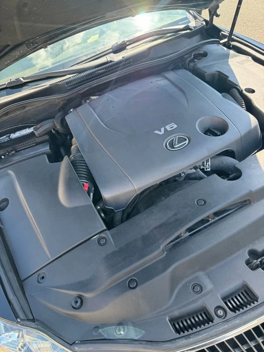 2011 Lexus IS 2nd Gen - Image 8 of 9