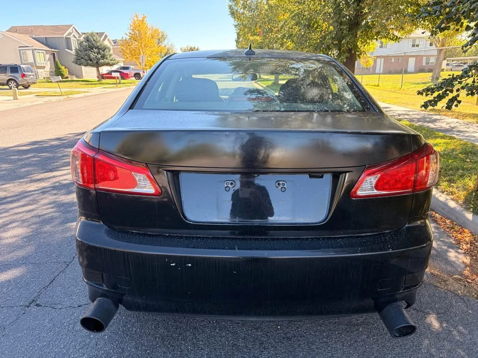 2011 Lexus IS 2nd Gen - Image 5 of 16