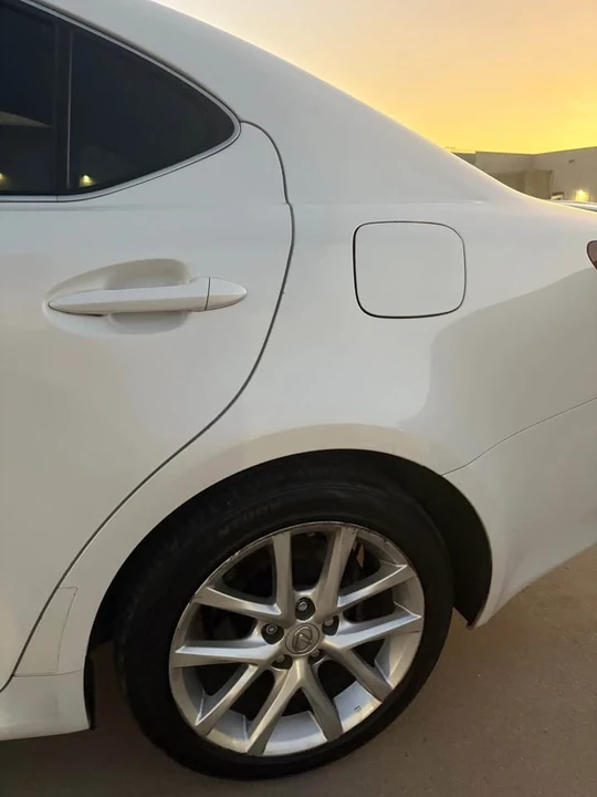 2011 Lexus IS 2nd Gen - Image 17 of 20