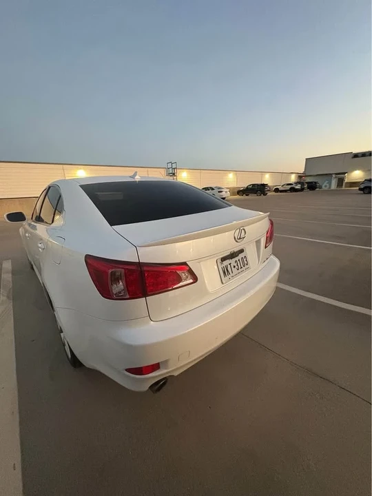 2011 Lexus IS 2nd Gen - Image 4 of 20