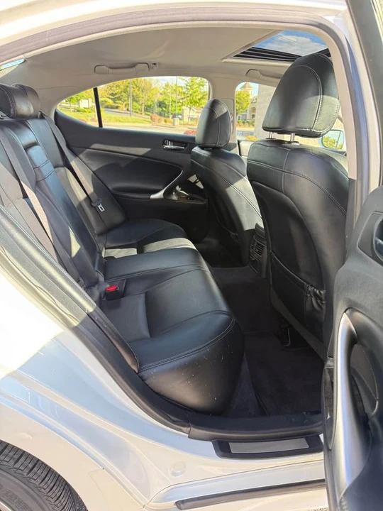 2011 Lexus IS 2nd Gen - Image 11 of 18