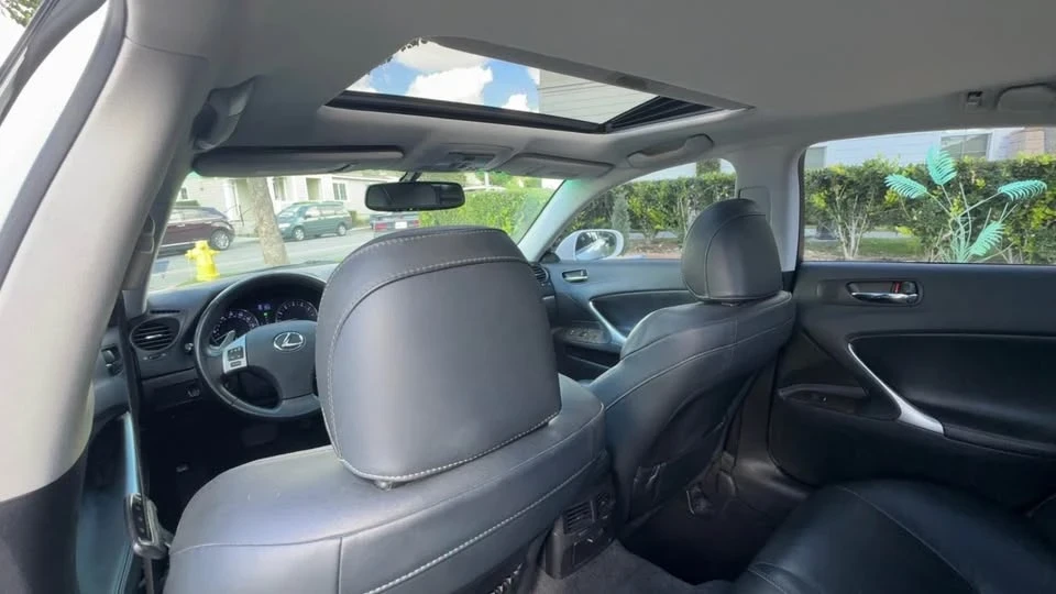 2011 Lexus IS 2nd Gen - Image 10 of 11