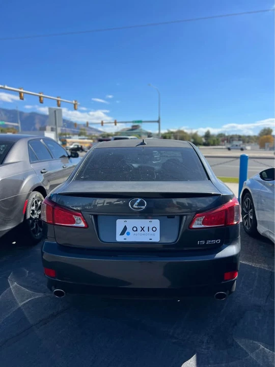 2011 Lexus IS 2nd Gen - Image 4 of 5