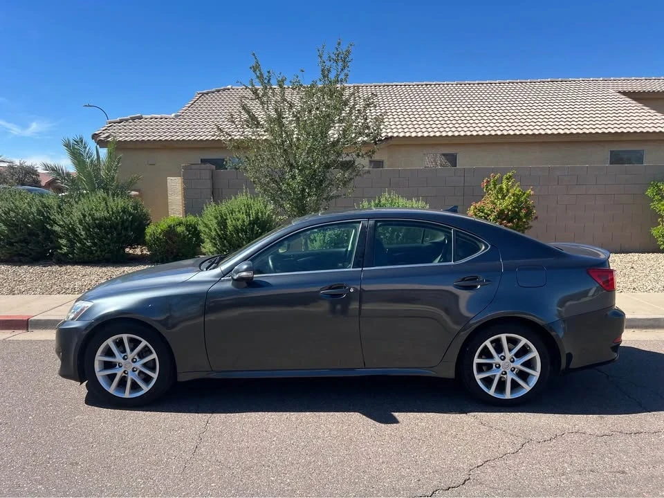 2011 Lexus IS 2nd Gen - Image 4 of 17
