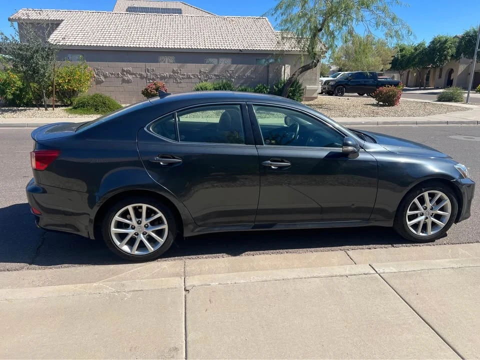 2011 Lexus IS 2nd Gen - Image 6 of 17