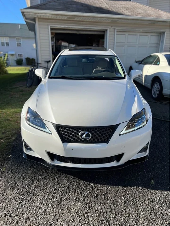 2011 Lexus IS 2nd Gen - Image 2 of 20