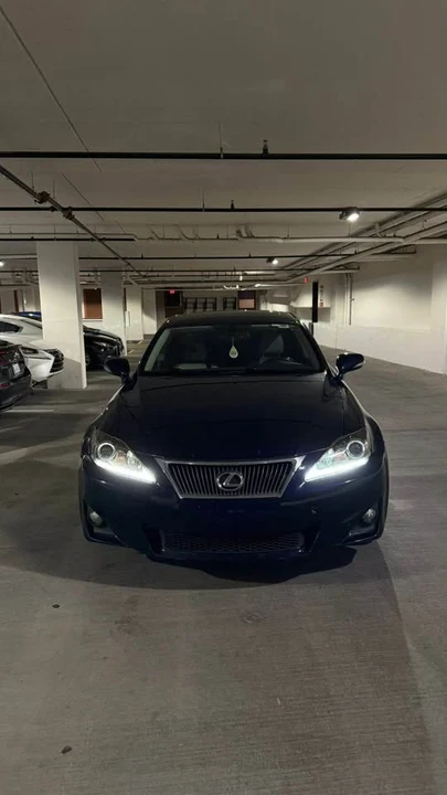 2011 Lexus IS 2nd Gen - Image 4 of 10