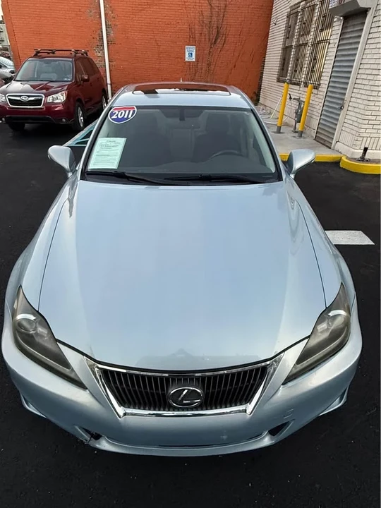 2011 Lexus IS 2nd Gen - Image 8 of 14