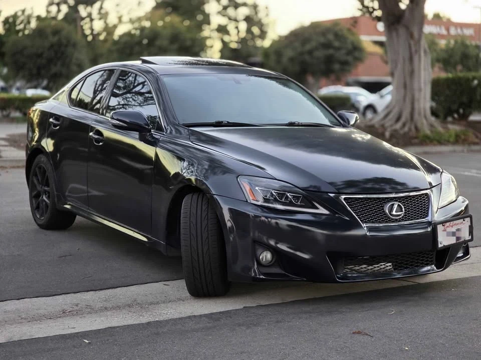 2011 Lexus IS 2nd Gen - Image 16 of 17