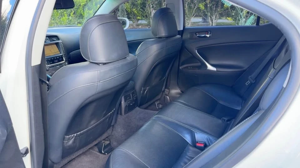 2011 Lexus IS 2nd Gen - Image 8 of 11