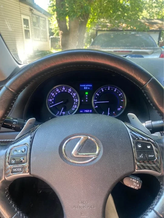2011 Lexus IS 2nd Gen - Image 9 of 11