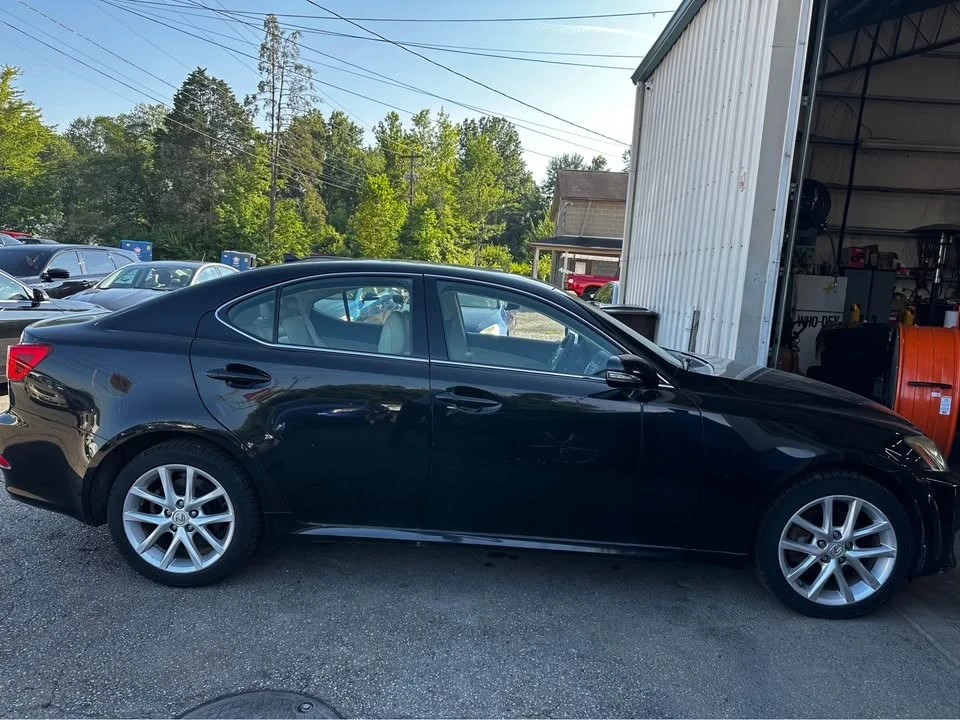 2011 Lexus IS 2nd Gen - Image 2 of 11